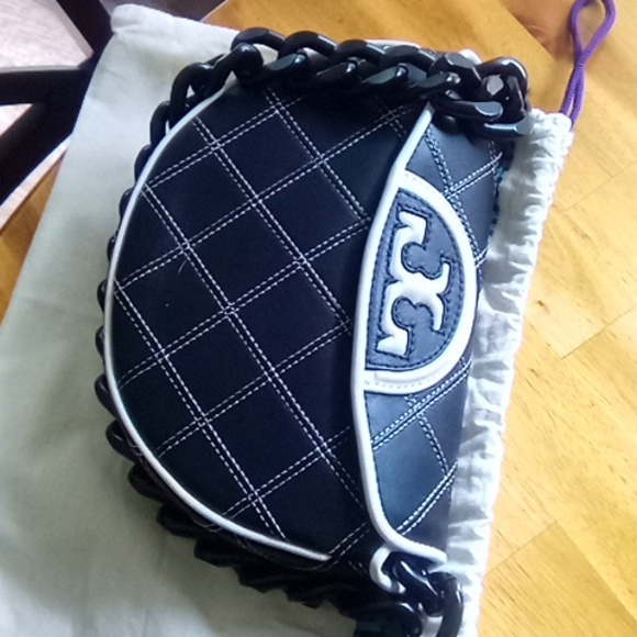 NWT Tory Burch Mini Fleming Crescent Bag in Black and White SOLD OUT $530+ - Picture 9 of 9